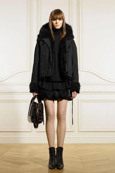 Look 3